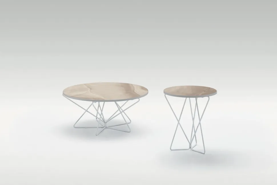 Tavolino da salotto Star Corner disponibile in vari colori