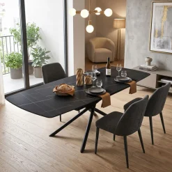 Tavolo Allungabile con base Metallo arrotondata e piano Ceramica Nero Opaco in 2 misure