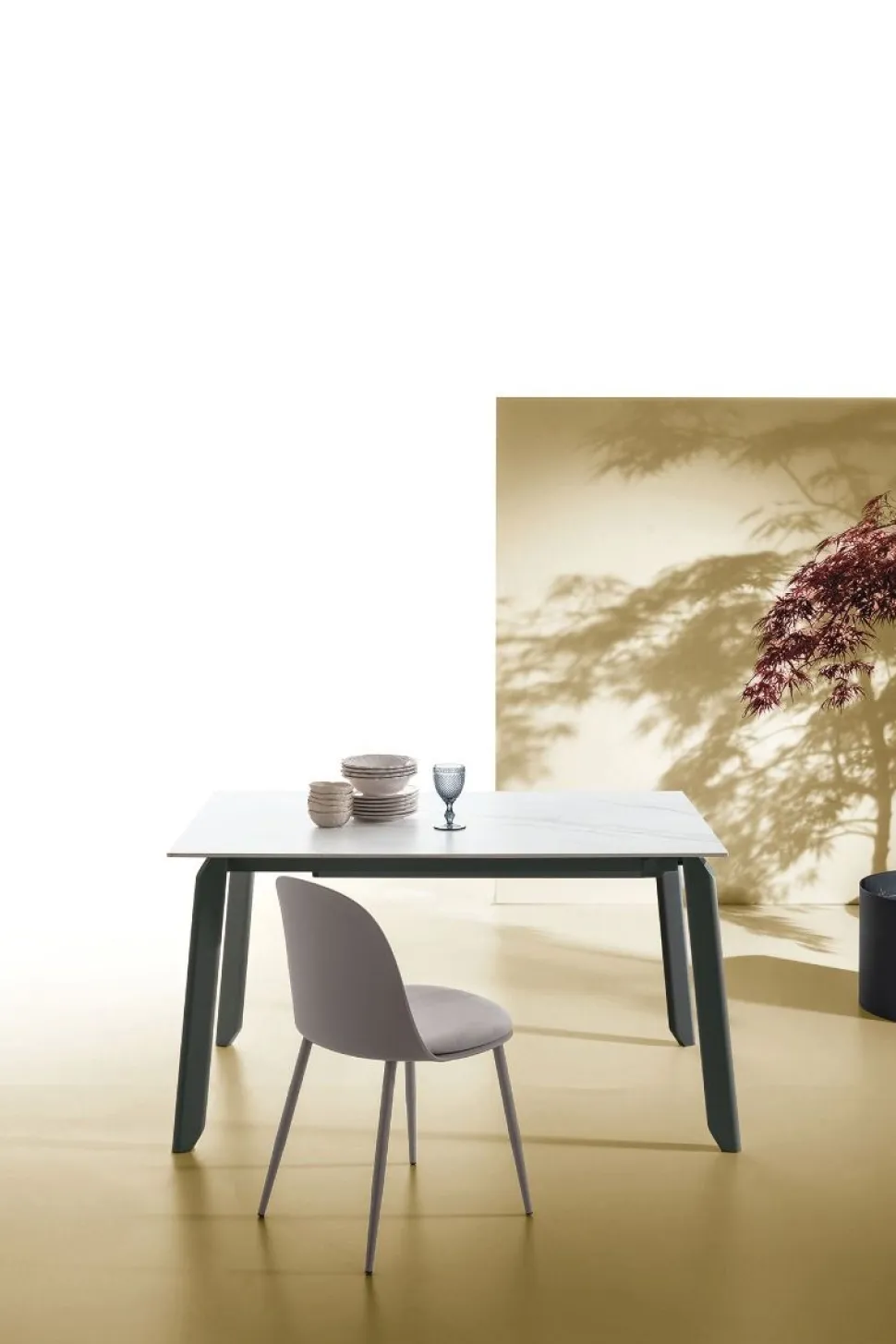 Tavolo allungabile con piano rettangolare in gres porcellanato Efesto disponibile in vari colori L 130