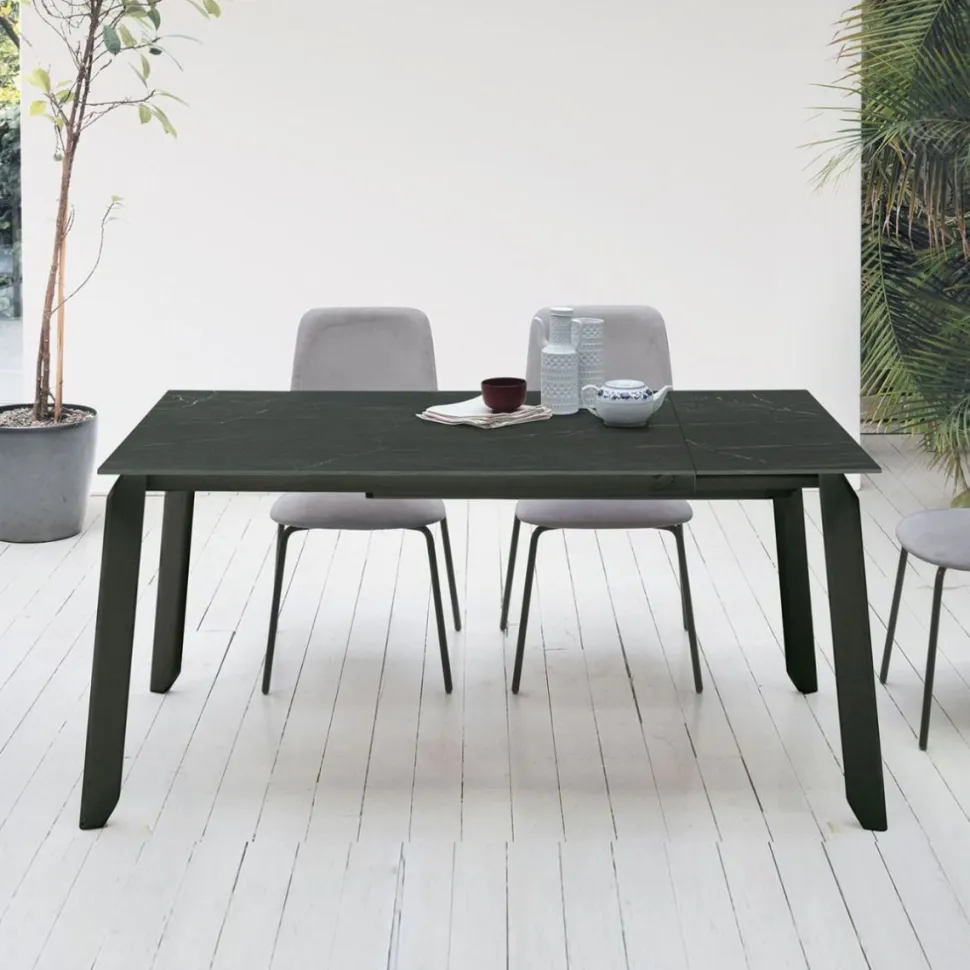 Tavolo allungabile con piano rettangolare in gres porcellanato Efesto disponibile in vari colori L 110