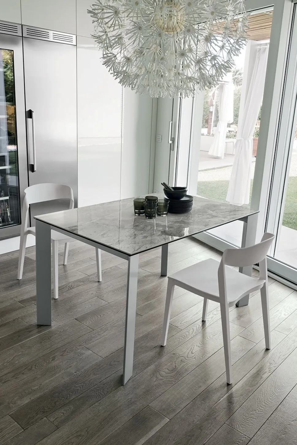 Tavolo allungabile rettangolare con piano in Gres Saturno finitura Arabescato L 130