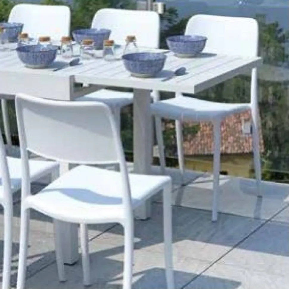 Tavolo da giardino allungabile Capannori disponibile in 3 colori