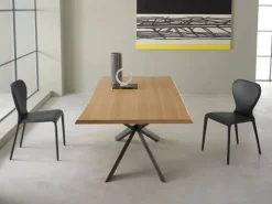 Tavolo Mikado Eurosedia fisso 160x90 gambe in ferro e piana in legno scortecciato
