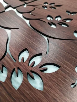Trittico a doppio pannello floreale, legno scuro
