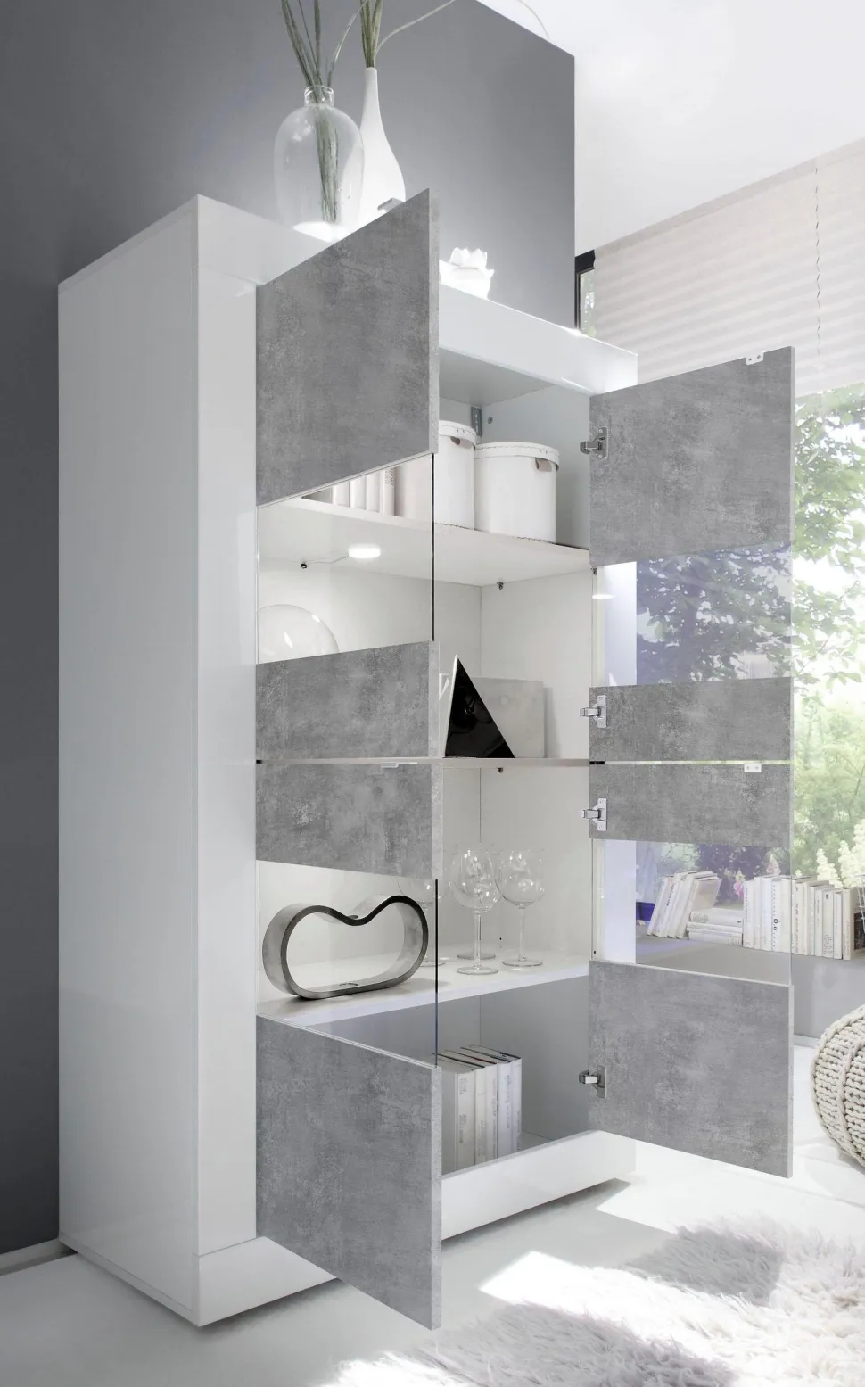 Vetrina linea Basic con 4 ante Laccata Bianco Lucido e Beton